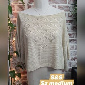 S&S womens sweater sz medium